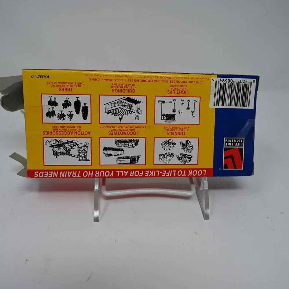 Life-Like Trains Freight Car 8549 Burlington Northern Freight Car HO SCALE w/BOX